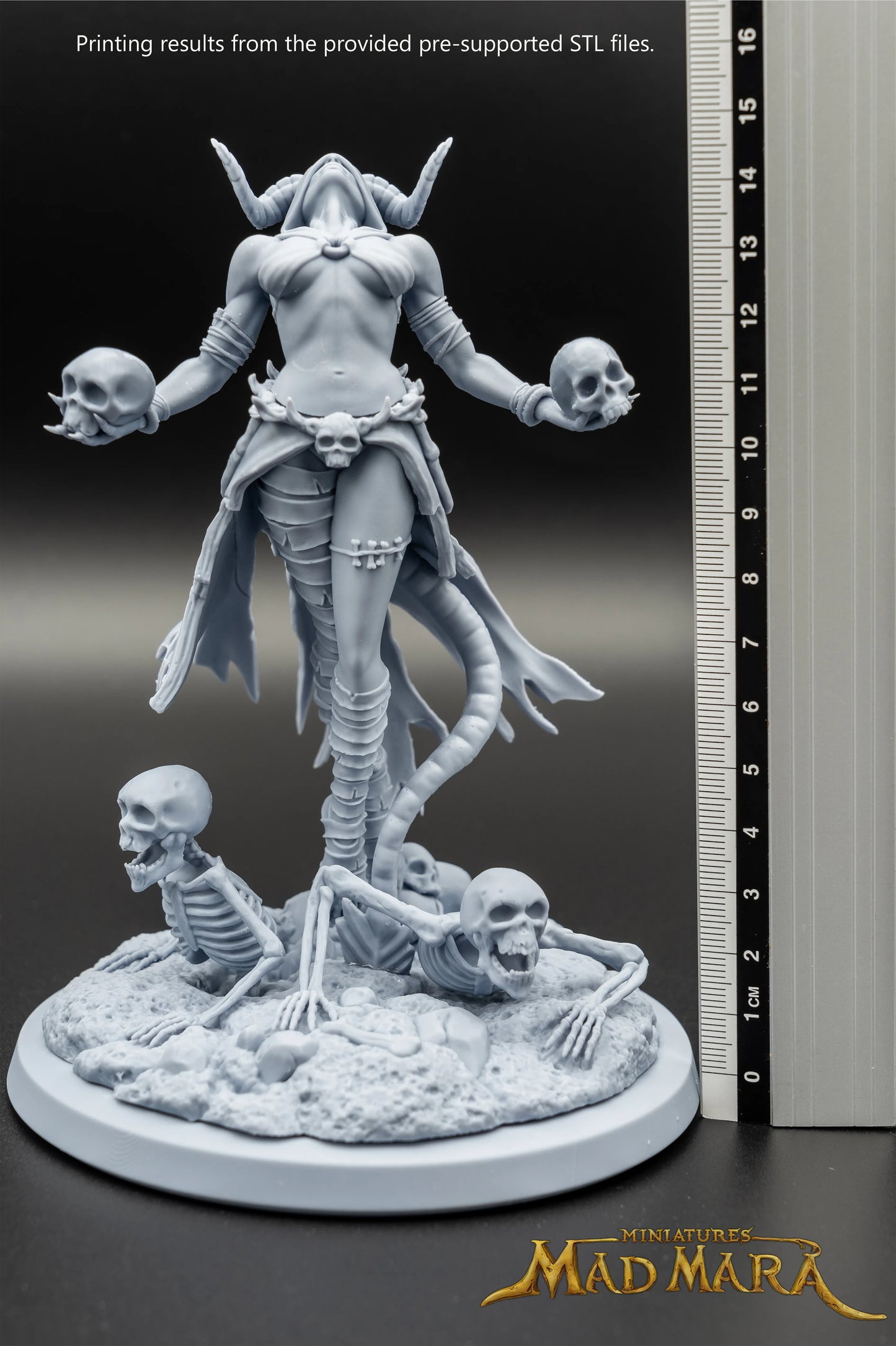 Mad Mara Miniatures - Gravechantress Vaelara - 150mm Pin Up/Figure/Model/Diorama