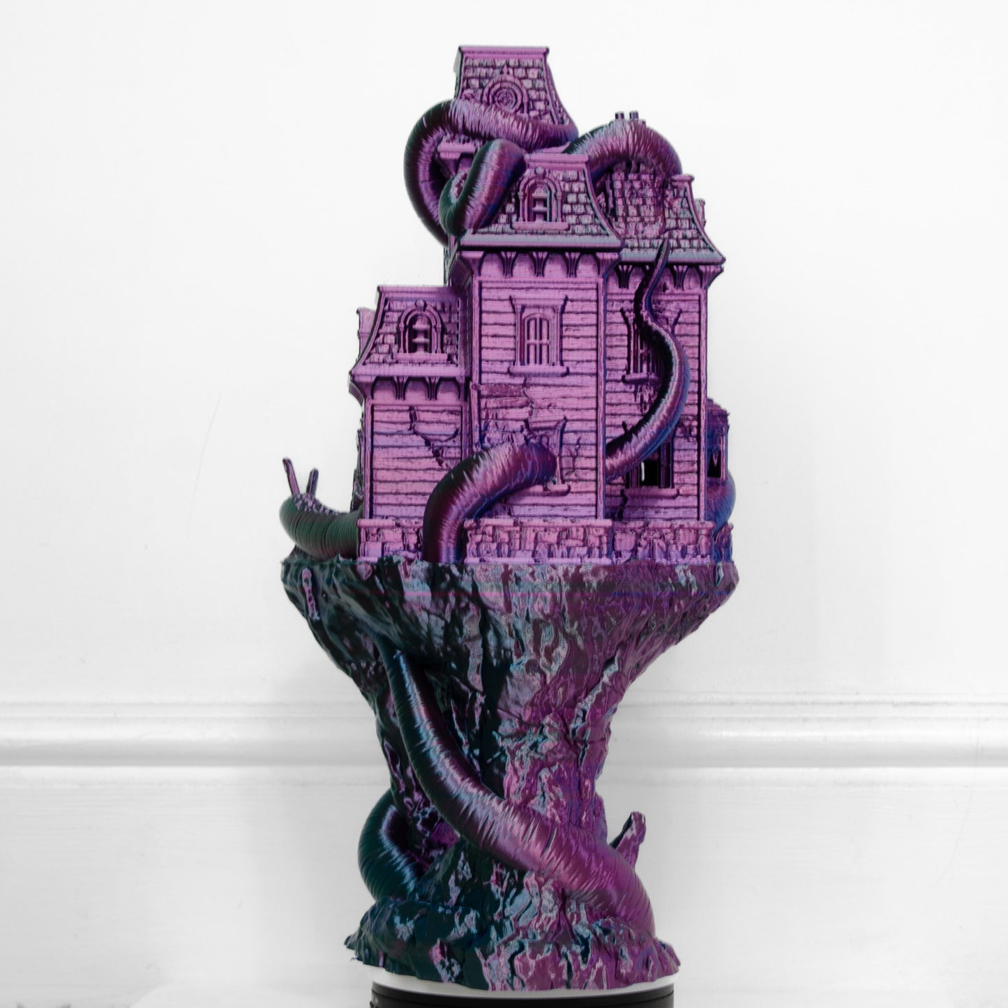 Solo Minatures #1 - Haunted Manor Dice Tower - DnD/TTRPG/Roleplaying/Wargames