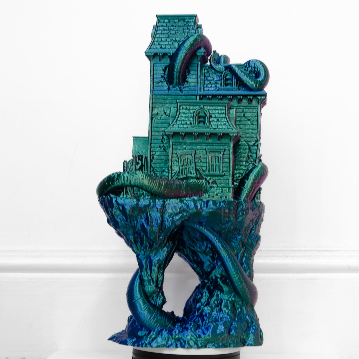 Solo Minatures #1 - Haunted Manor Dice Tower - DnD/TTRPG/Roleplaying/Wargames
