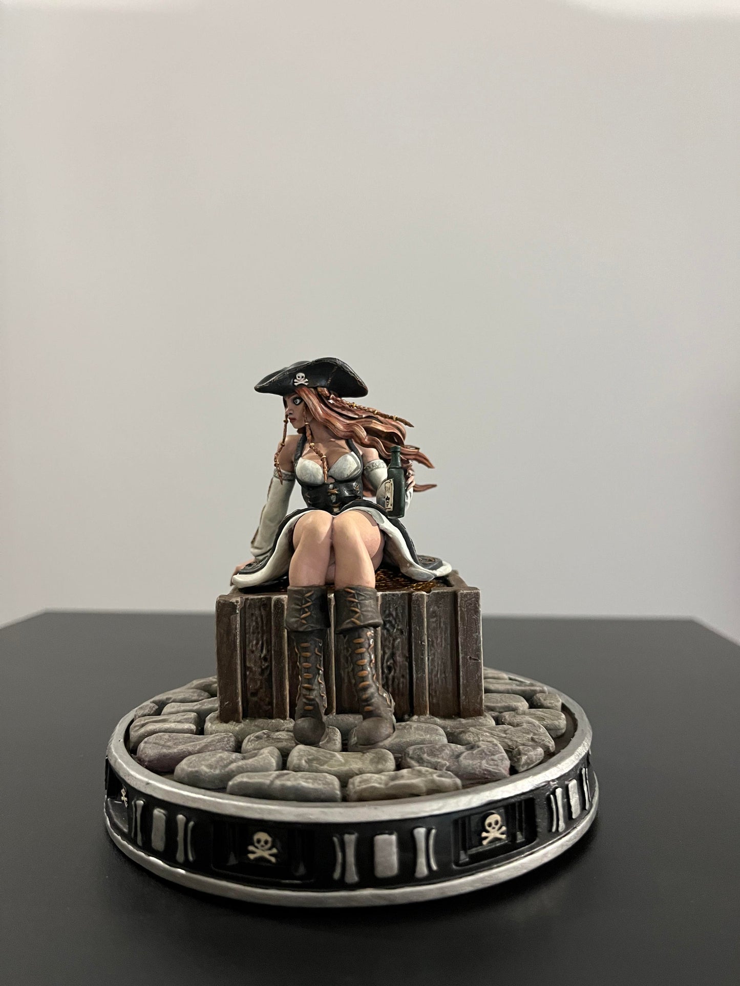 AVD Studios - Pirate Selene - 100mm Pin Up/Figure/Model/Diorama