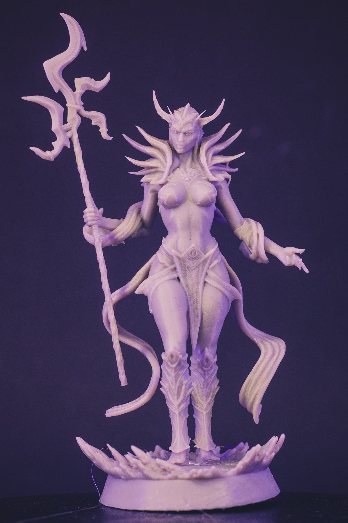 Mystic Makers Miniatures - Vexaria - 75mm Pin Up/Figure/Model/Diorama