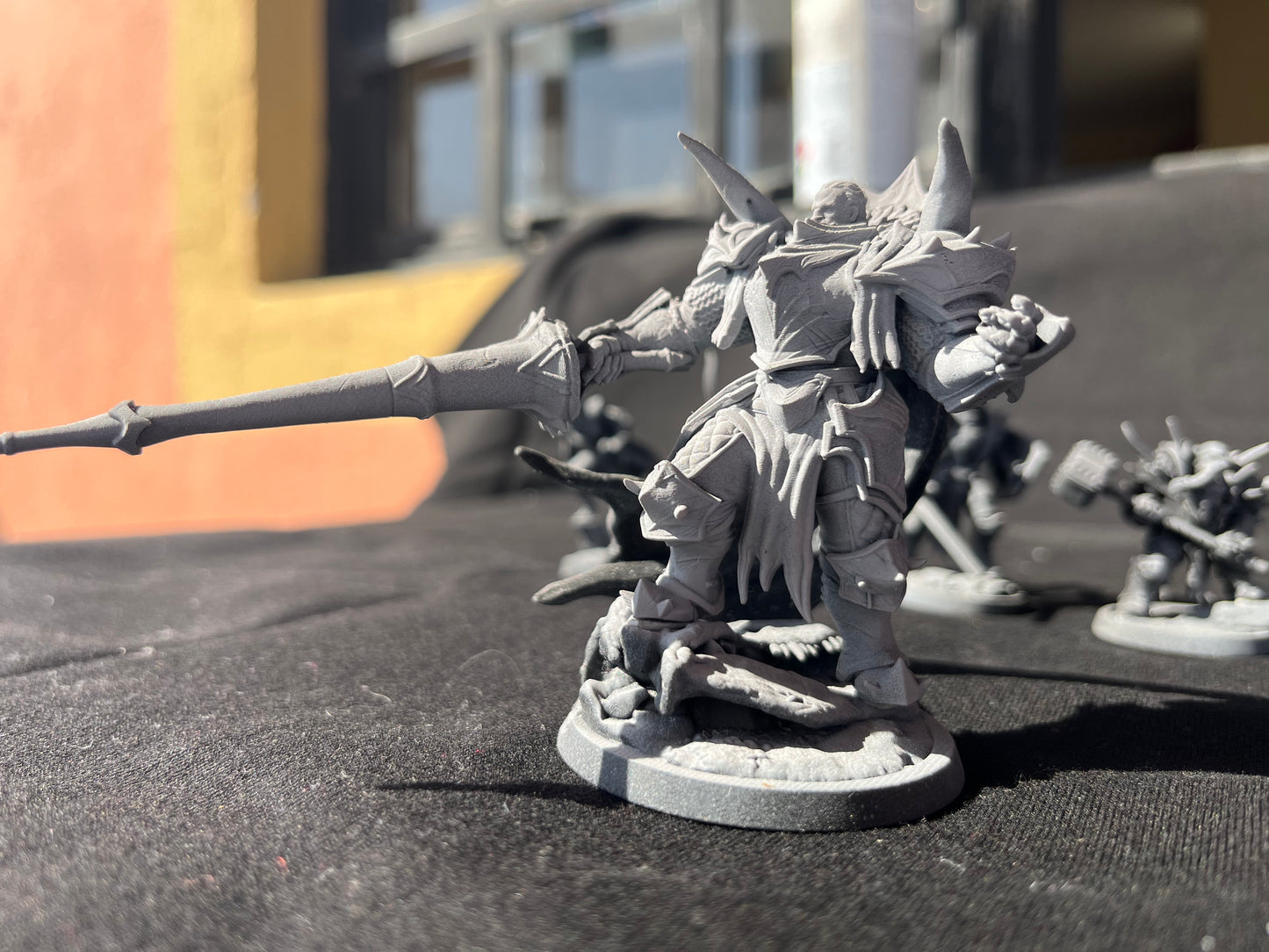 Dinoworld - Kingdoms - Knight Commander Ceratops - DnD/Tabletop/TTRPG Figure