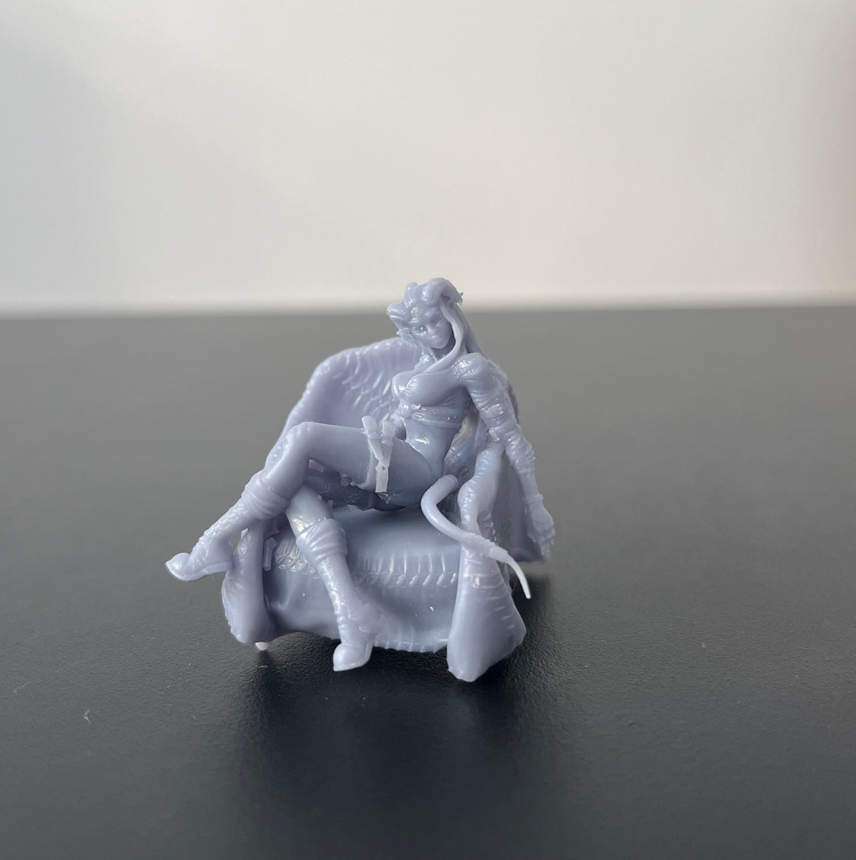 AVD Studios - Tiefling #2 - 75mm Pin Up/Figure/Model/Diorama