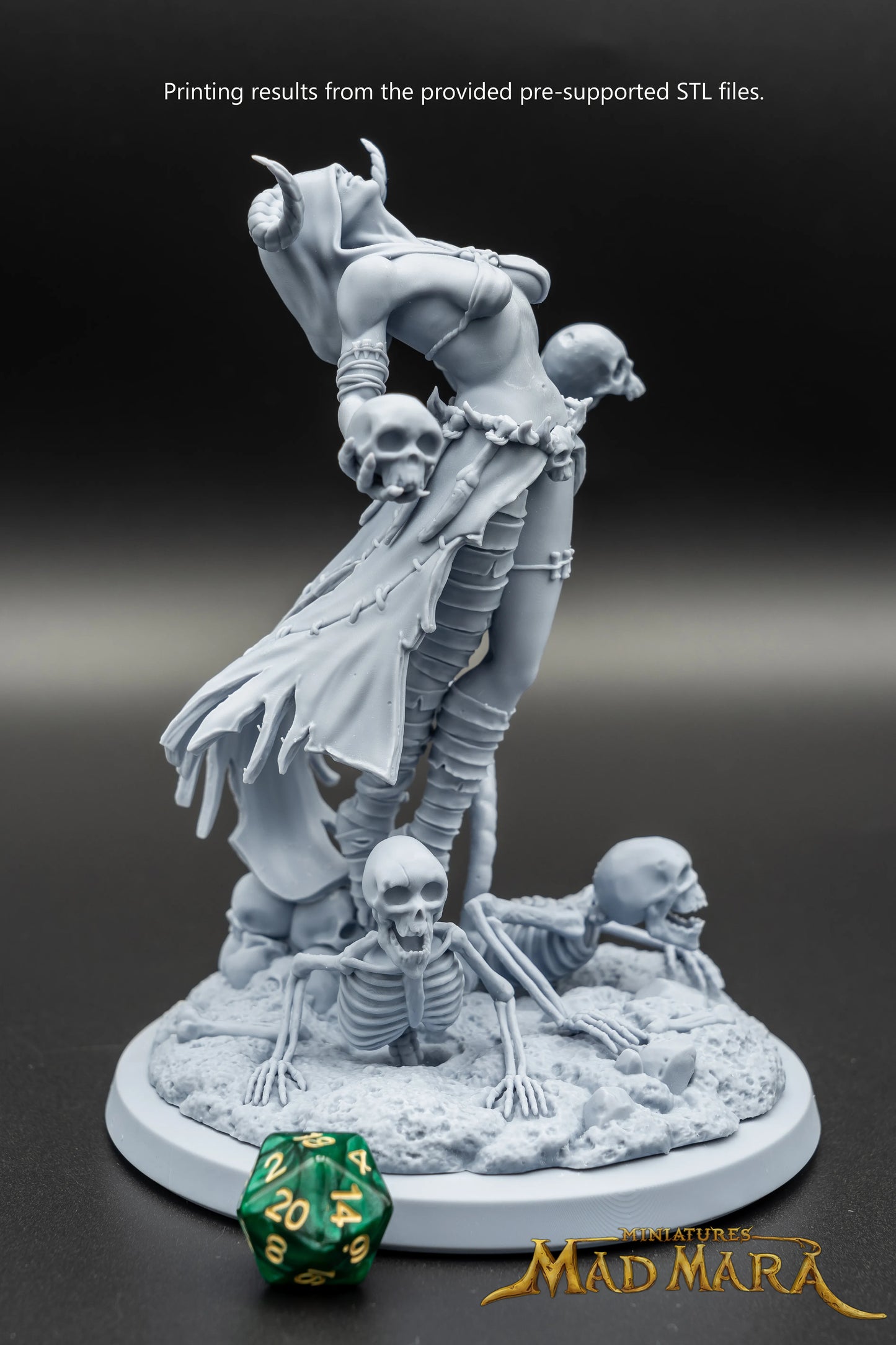 Mad Mara Miniatures - Gravechantress Vaelara - 150mm Pin Up/Figure/Model/Diorama