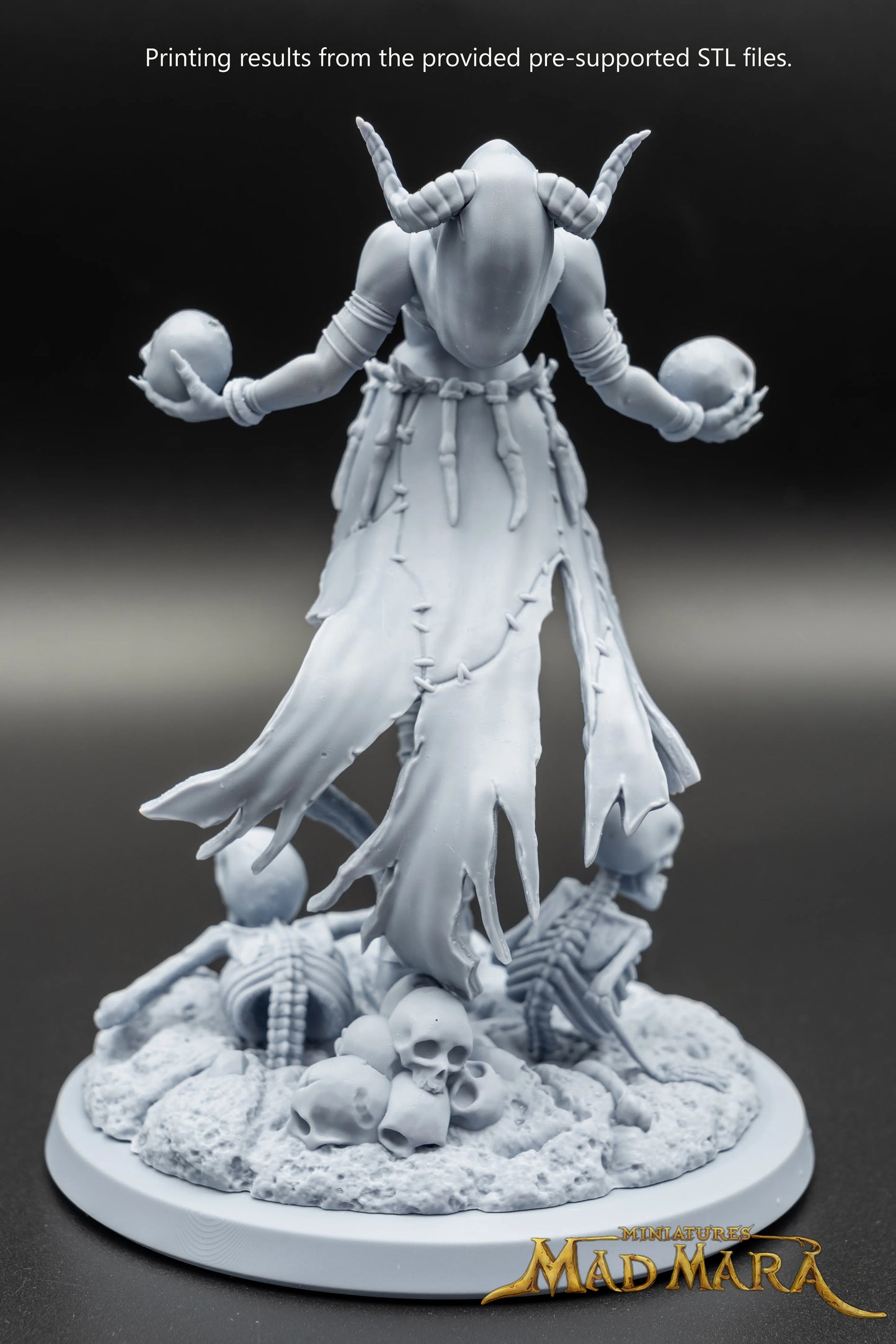 Mad Mara Miniatures - Gravechantress Vaelara - 150mm Pin Up/Figure/Model/Diorama